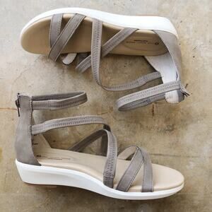 HUSH PUPPIES Women's Lyricale Backzip Gladiator Sandals Leather Smokey Taupe 8W